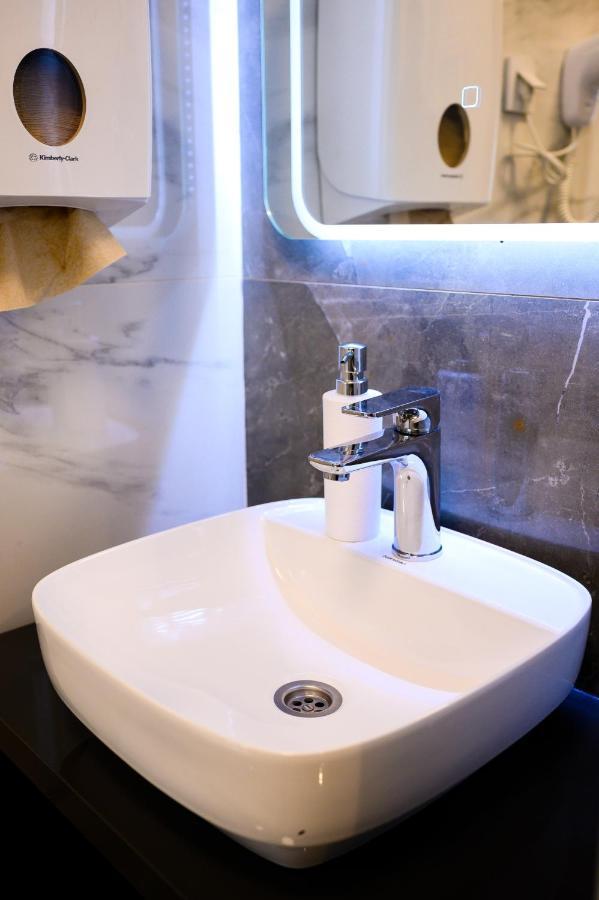 Spa Apartman Grand Ni Екстериор снимка